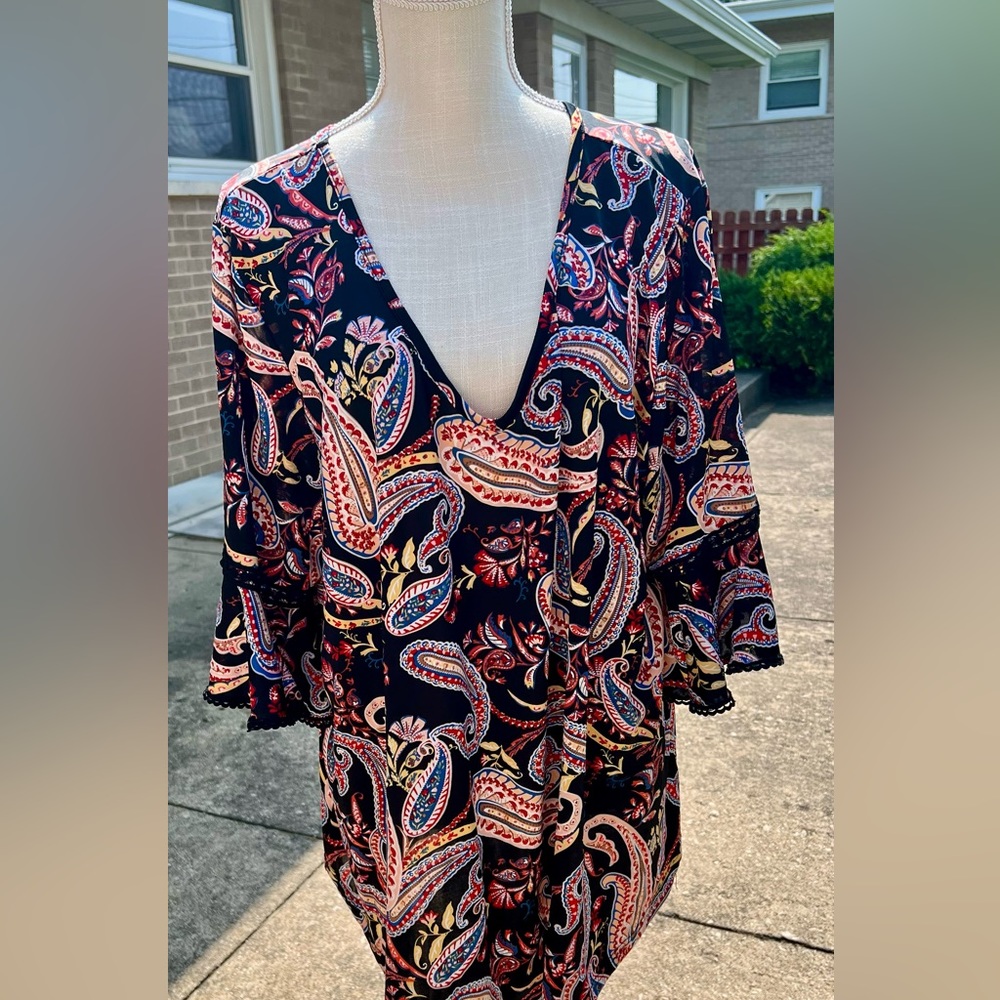 Black red blue paisley top
